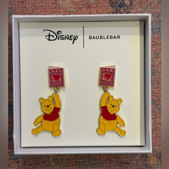 Disney X Baublebar Winnie The Pooh Valentine’s Day Dangling Earrings - Picture 5 of 7